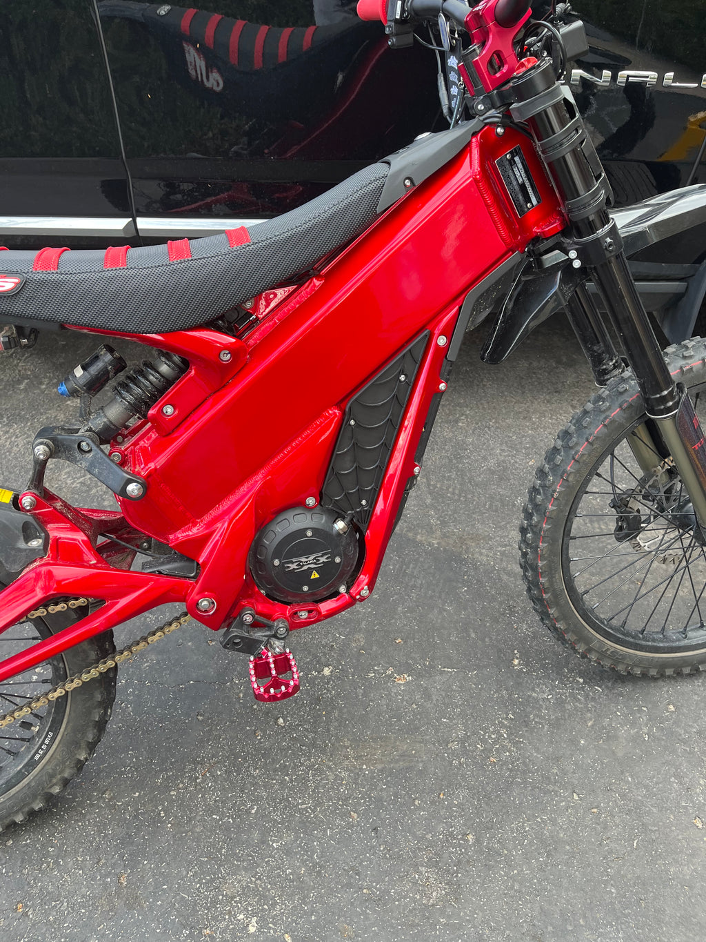 Talaria XXX side panels spider webs